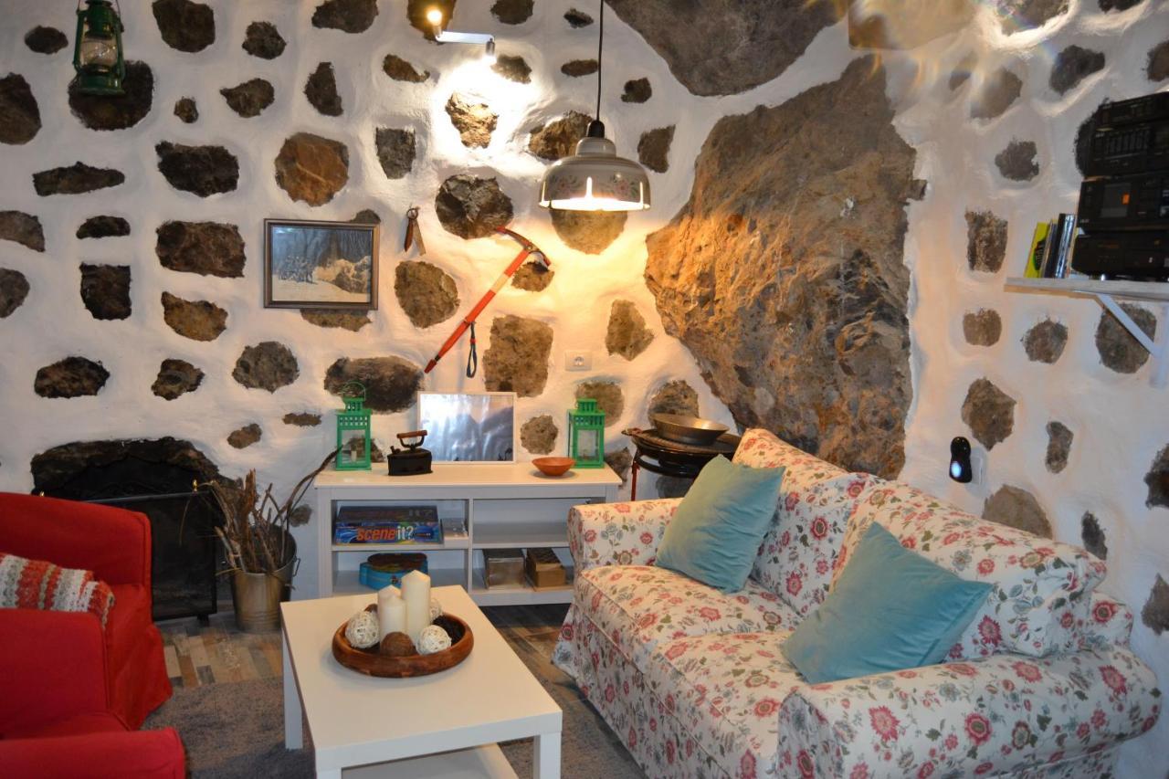 Casa Cueva El Pedregal Tejeda Villa Dış mekan fotoğraf